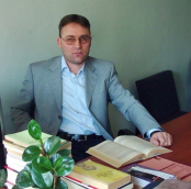 Prof. Dr. Neşet Toku